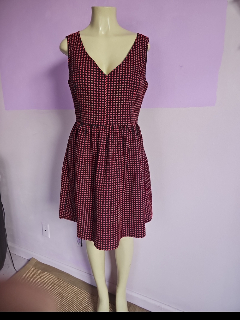 QMack Burgundy Sleeveless V-Neck Polka Dot Midi Dress